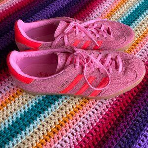 adidas Originals Gazelle Indoor Sneakers | Pink Suede w/ Red Stripes | Women’s 7